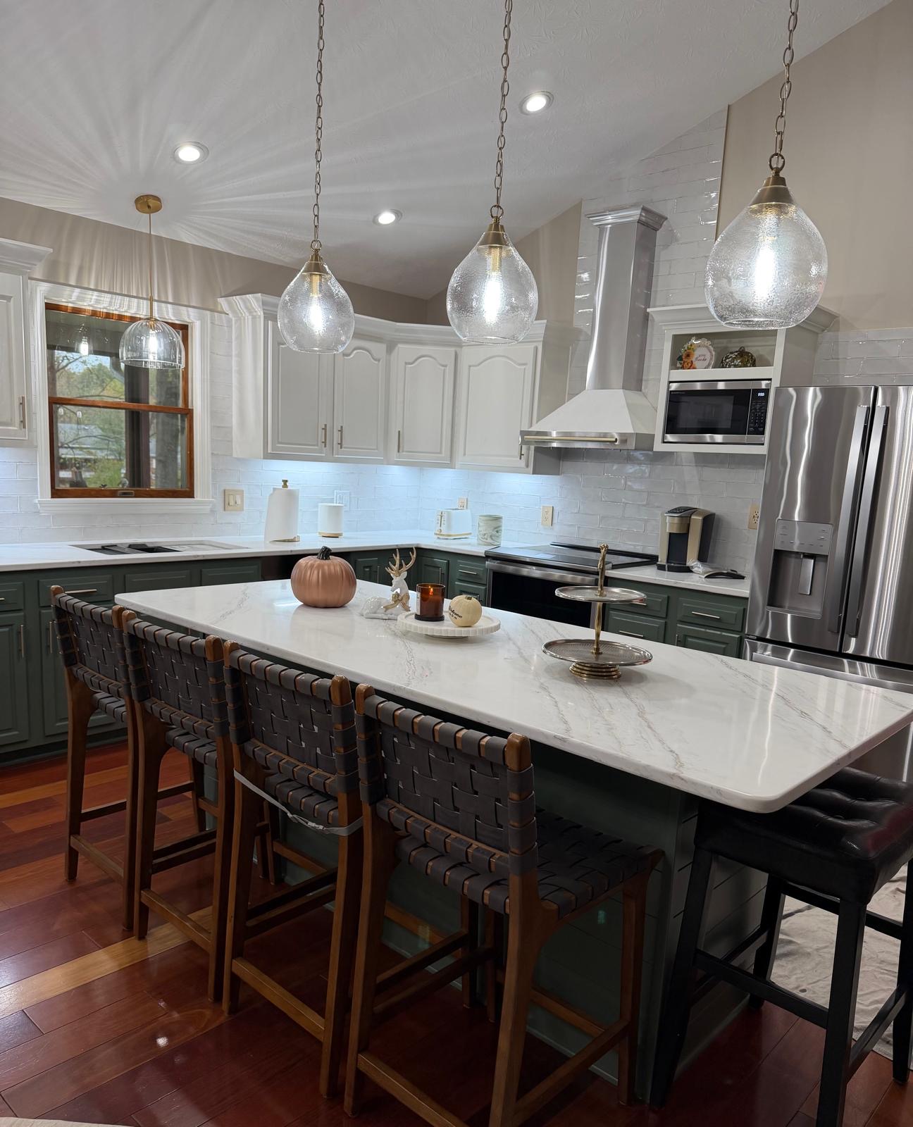 Kitchen after remodel - full kitchen